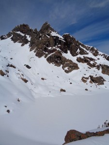 Lake Ingalls beneath Ingalls Peaks
